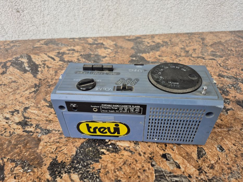 Vând radio casetofon chiaccherone  mono