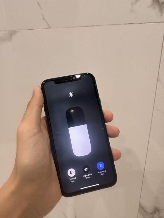 Продам Iphone 11 pro