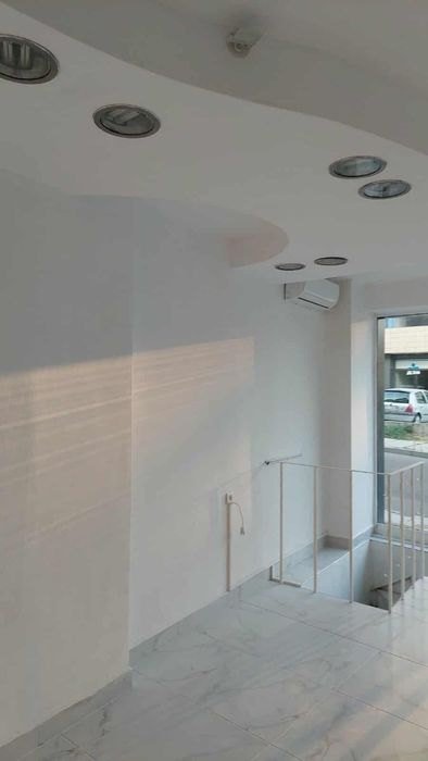 Магазин, под наем, Център