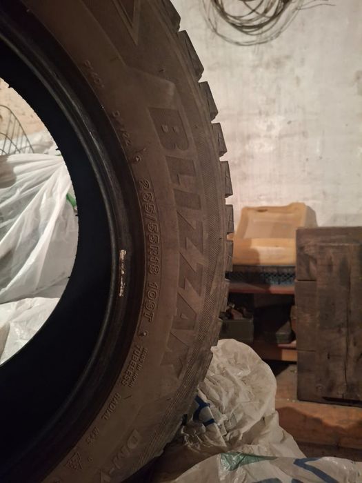 Продам резину липучка (торг)