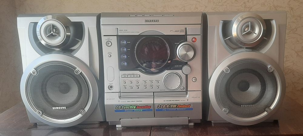 Продам музыкальный центр Samsung