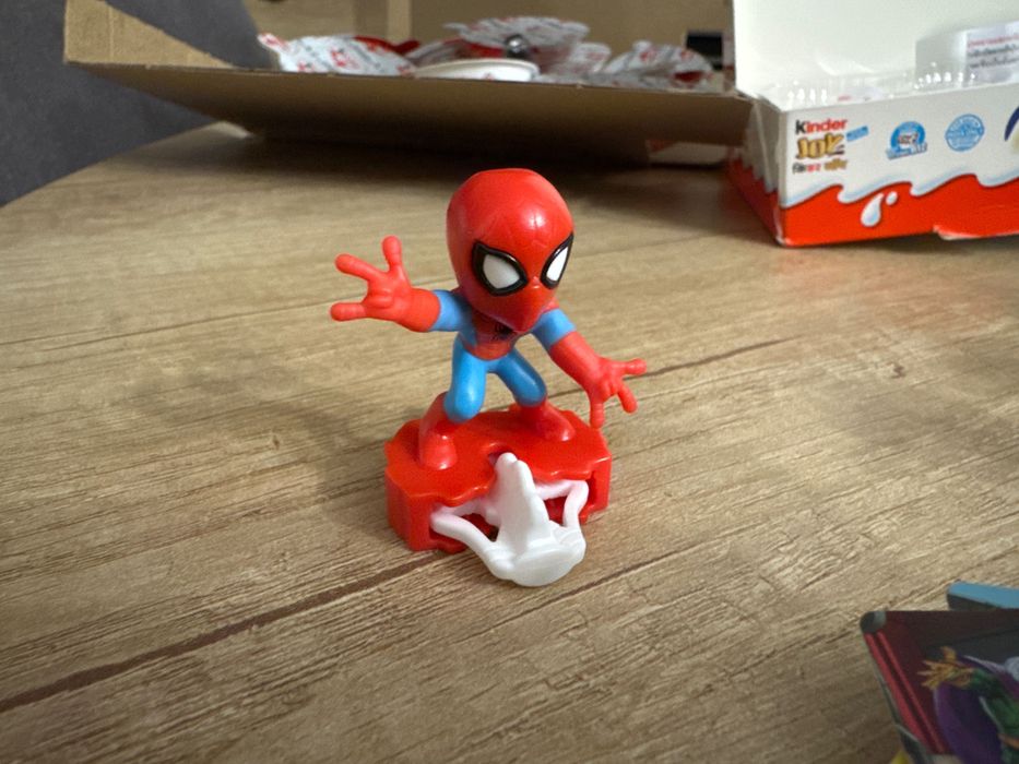 Spiderman Kinder Joy фигурки