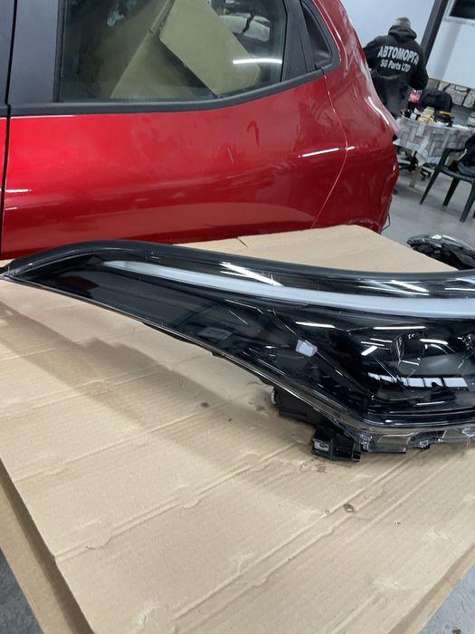 десен фар за Toyota C-HR