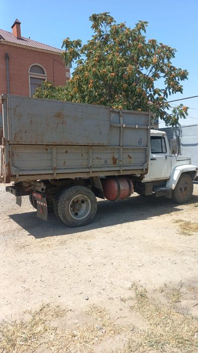 Газ-53.         .