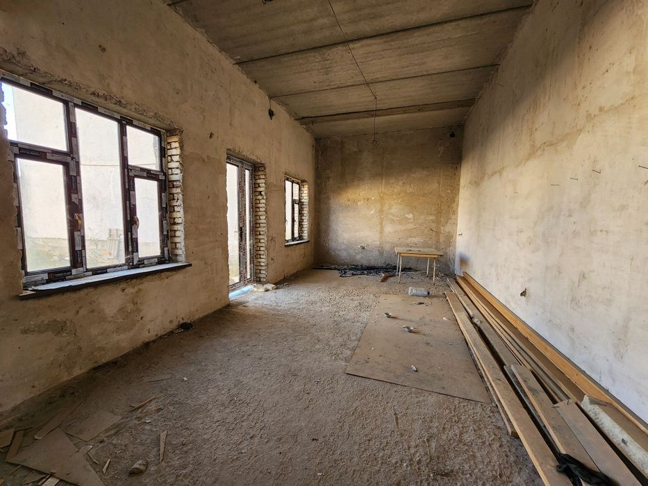 Arzon bo'ldi. 5-sotixli uchastka sotiladi. Tur bazada