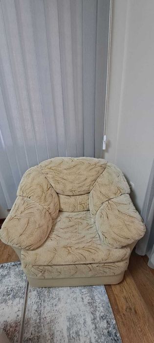 Комплект диван и фотьойли