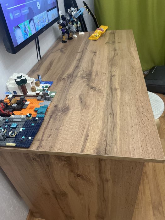 Стол письменный новый большой