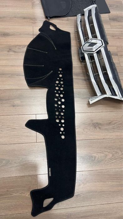 Продам логотип Renault