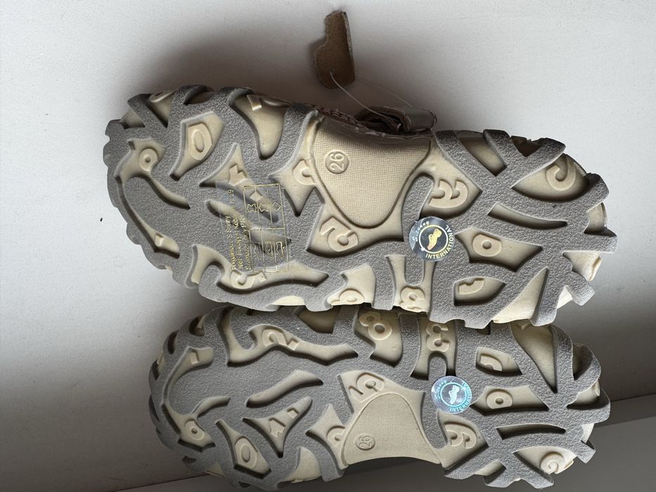 Pantofi piele marimea 26 NOI