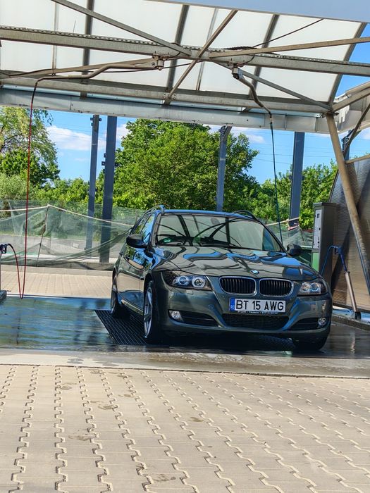 Vând BMW  E91  Automat 2009