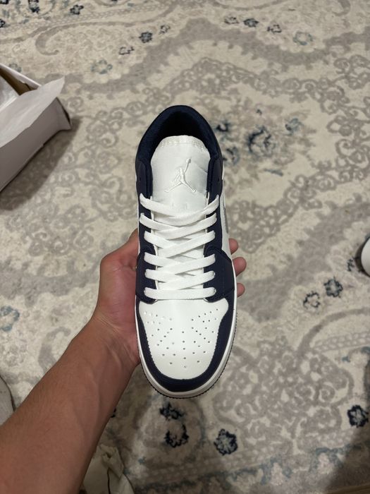 Продам  найк air jordan кроссовки.