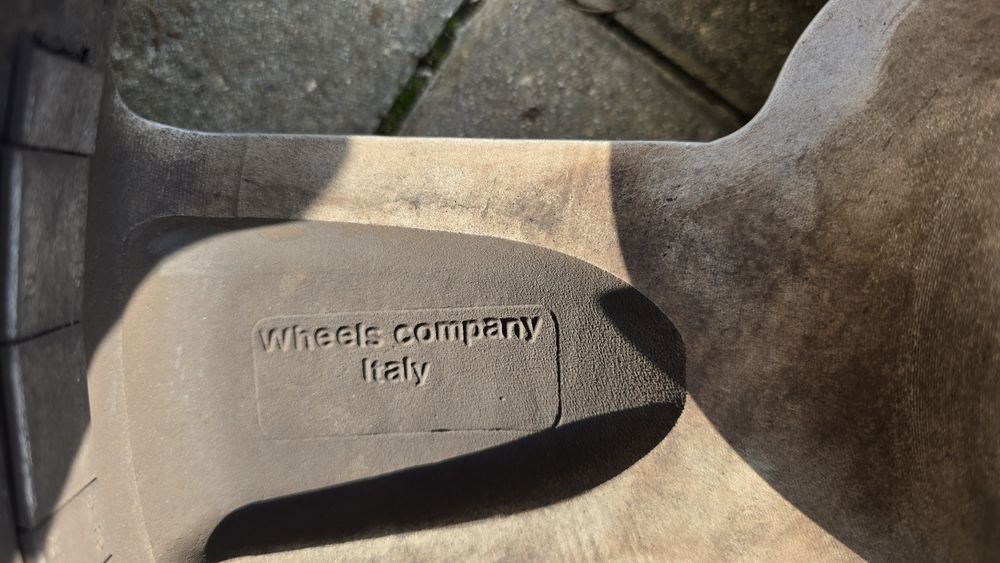 Джанти от Ауди 18 8J 5x112 с гуми Michelin