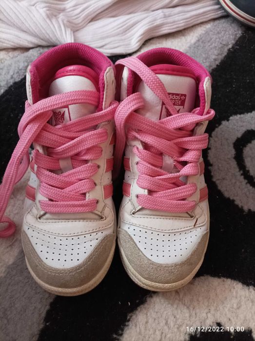 Маратонки Адидас -оригинални - 30н НОВИ