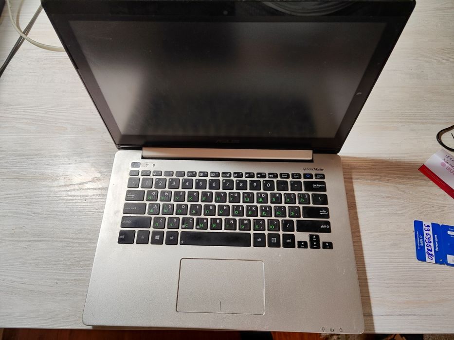 Kompyuter Asus notebook