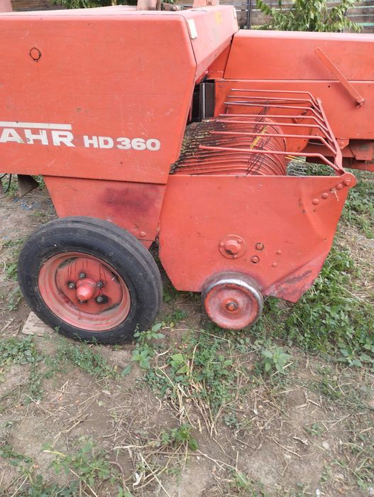 Balotiera deutz fahr HD 360