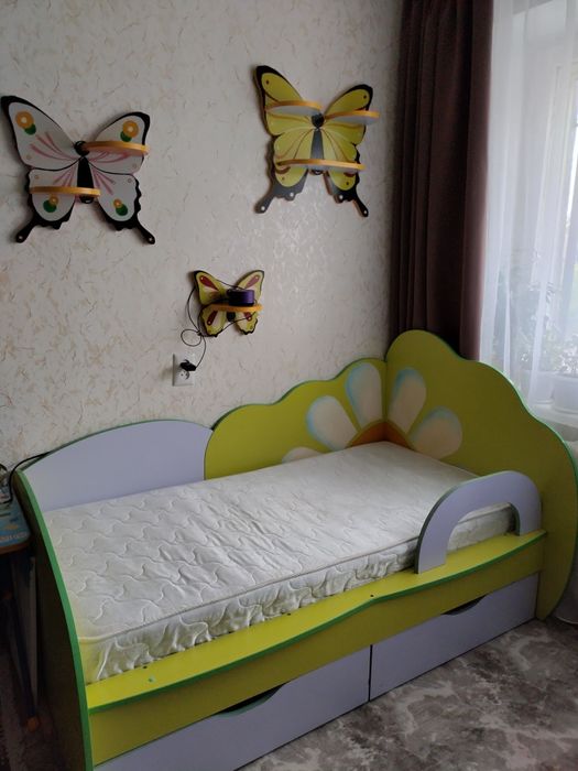 Продам детскую кровать 160/80