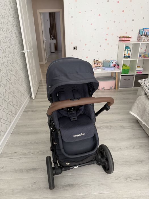 Коляска Easywalker Harvey3 premium в синем цвете