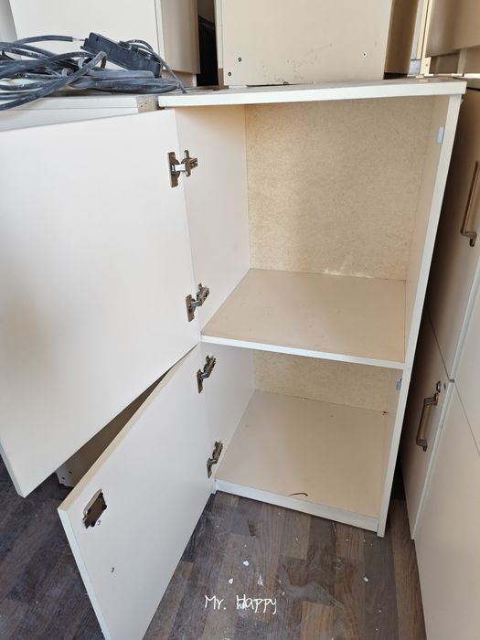 Шкафчик-тумба с замком