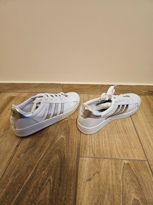 Adidas superstar сребърни, 40 номер