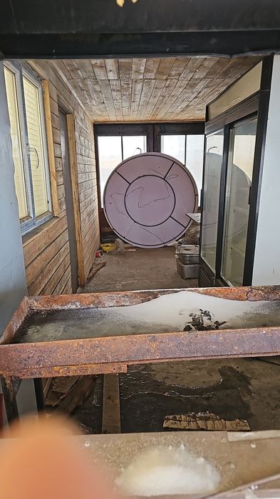 Продам срочно контейнер шашлычку