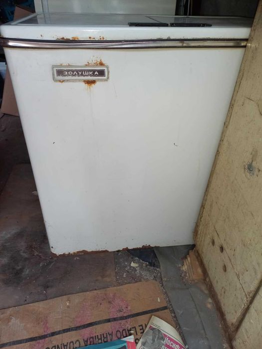 Стара пералня  "Золушка" със следи от употреба