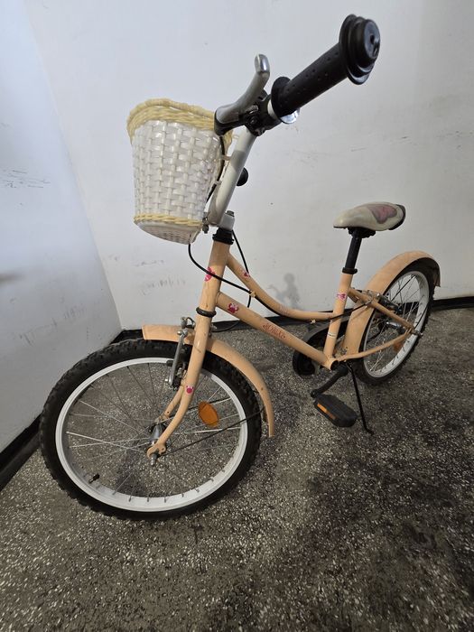Bicicleta fete aproape noua