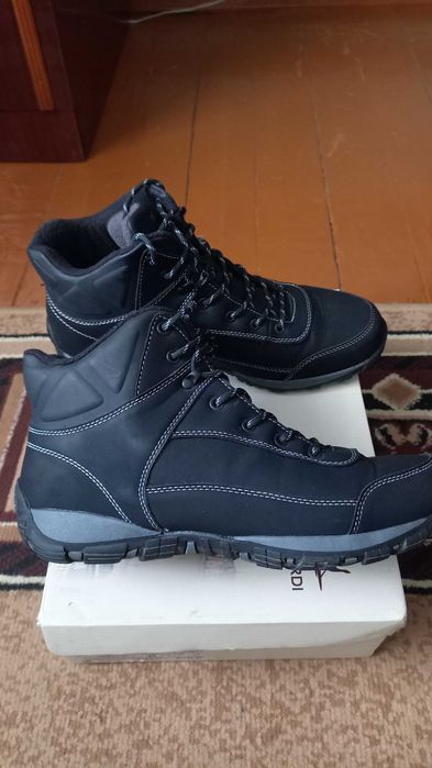 Продам сапоги 44 размер