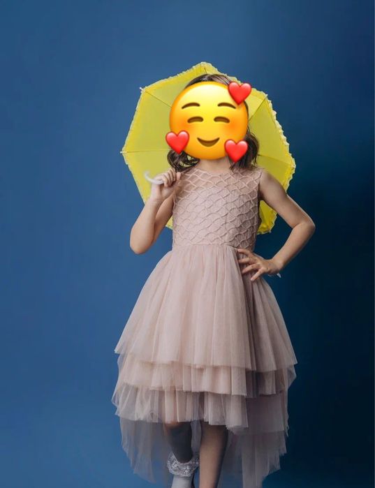 Нарядное платье для девочек