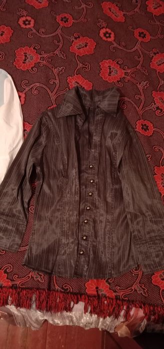 Жилетка 500тг,теплая.