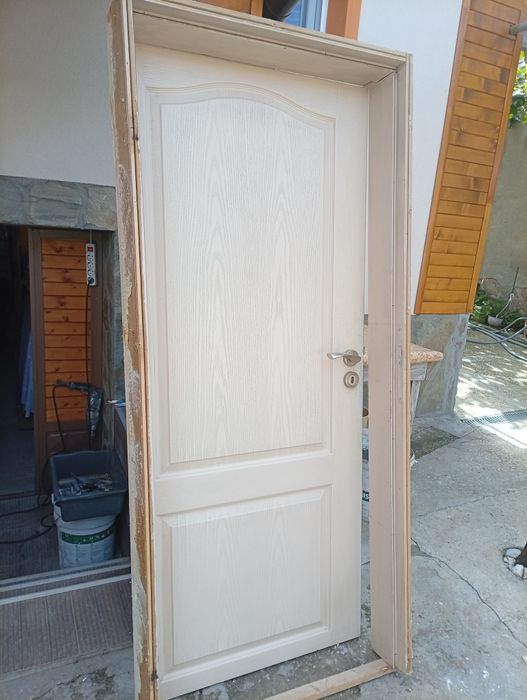 Врати 2бр нестандартни