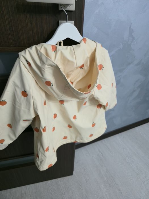 Jacheta fetiță 4-5 ani  impermeabila