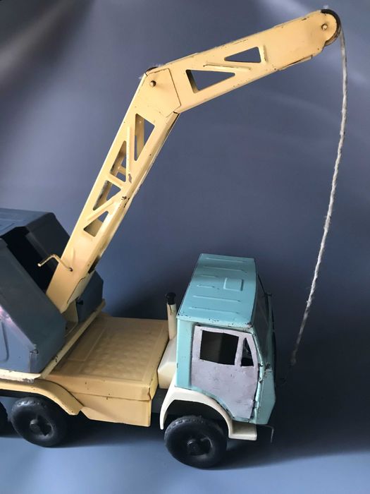 Редкая игрушка подъёмный кран СССР