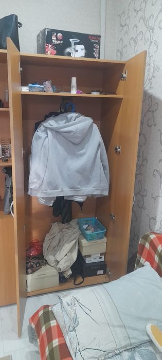 Два шкафа в хорошем состоянии