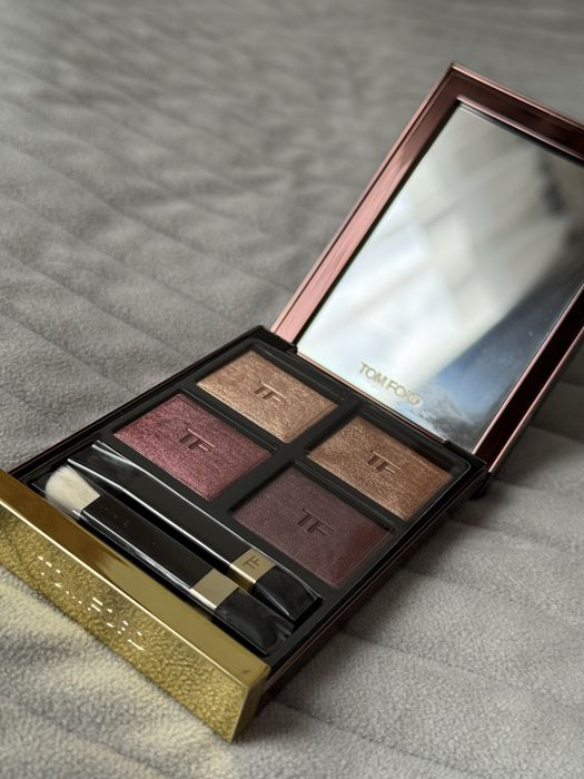 Сенки за очи Tom Ford
