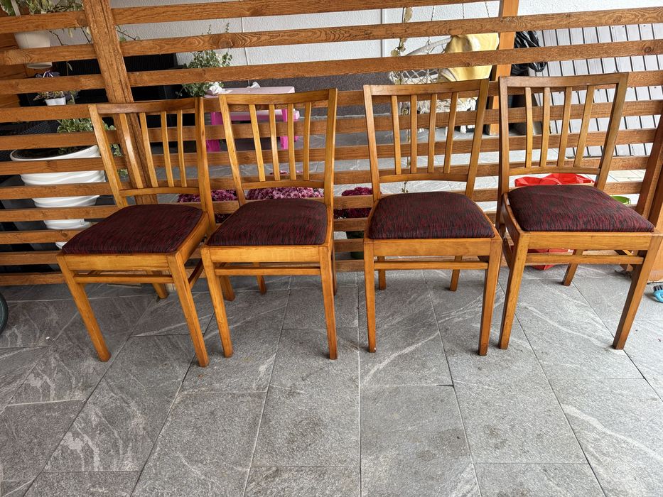 Scaune 4 bucati