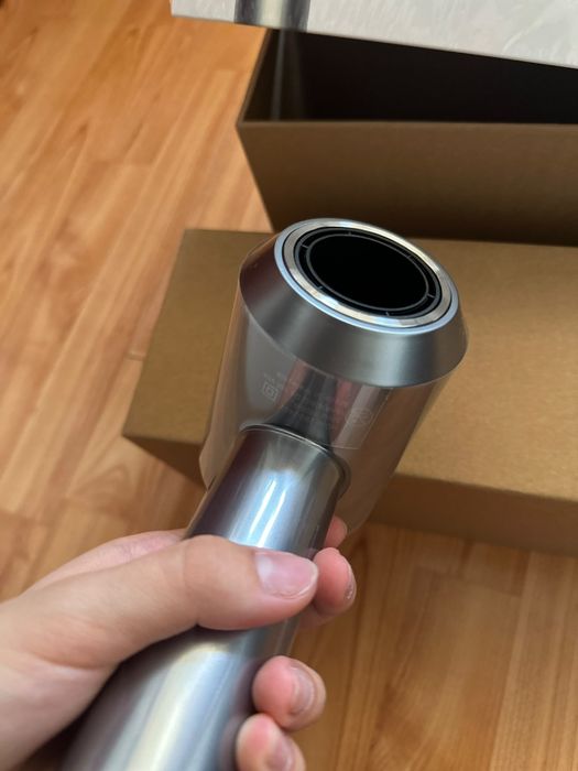 Supersonic dyson