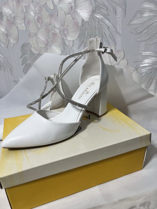 Туфли свадебные за 10.000