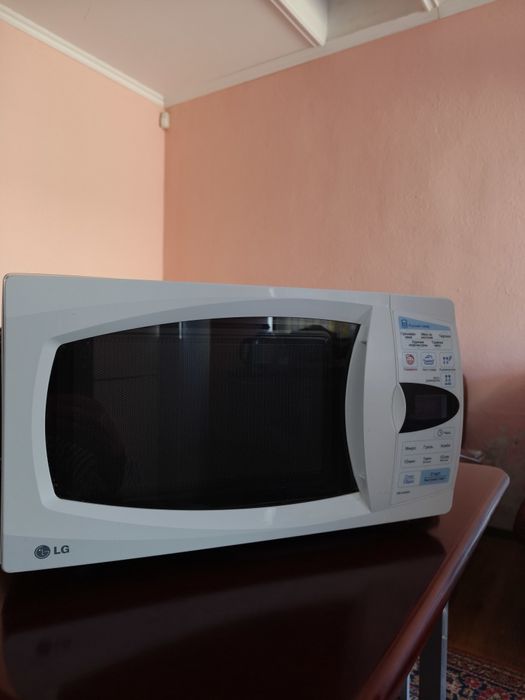 Микроволновка LG