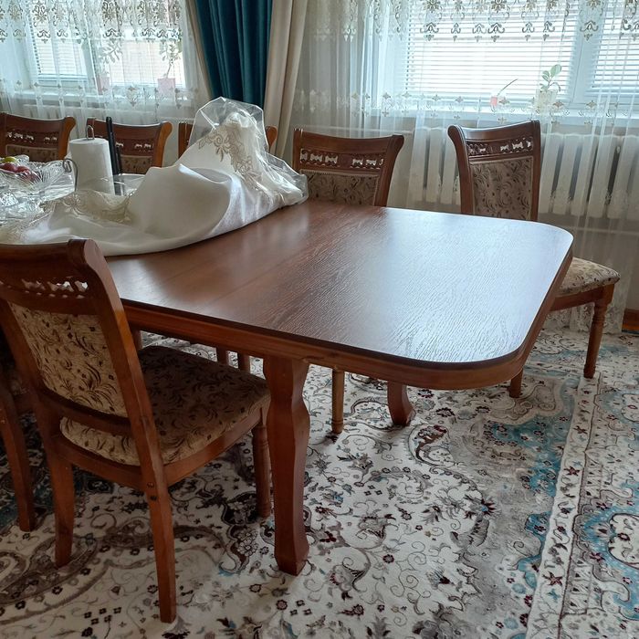 стол со стульями