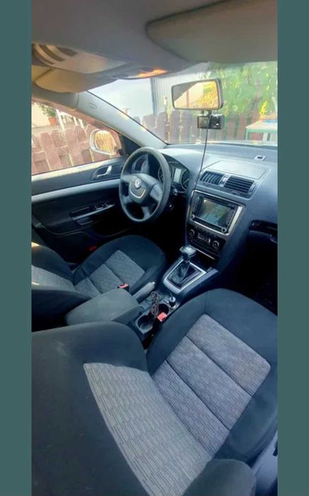 Skoda Octavia berlina