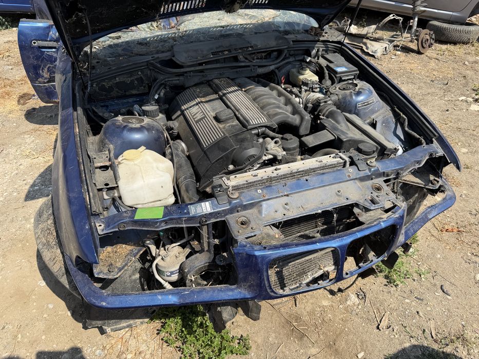BMW E36 Coupe 320i 150 к.с. на части