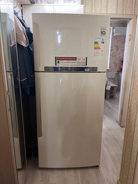 Продается холодильник LG