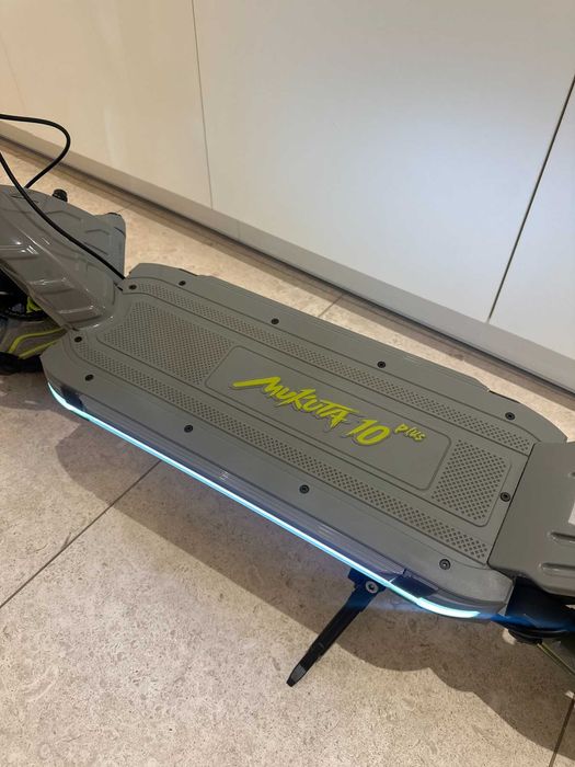 Mukuta 10+ dual motor - Електрическа тротинетка (само на 215 км)