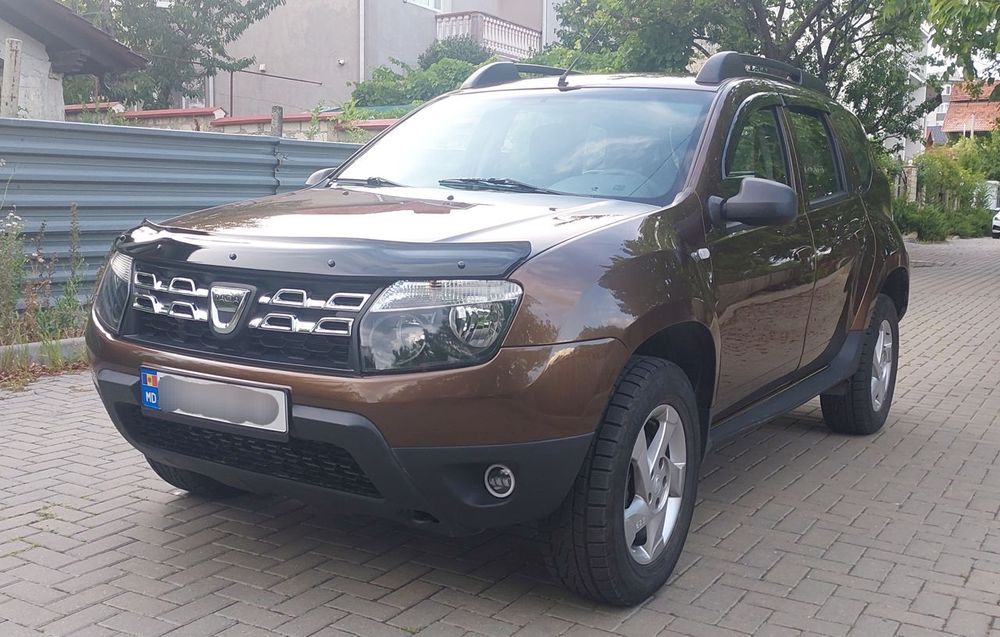 Deflector capotă Dacia Duster 2010–2013