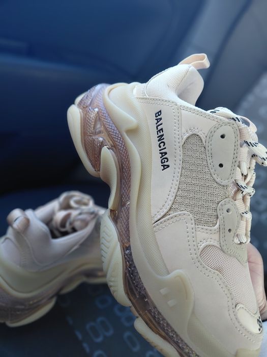 Balenciaga triple s original!!!!