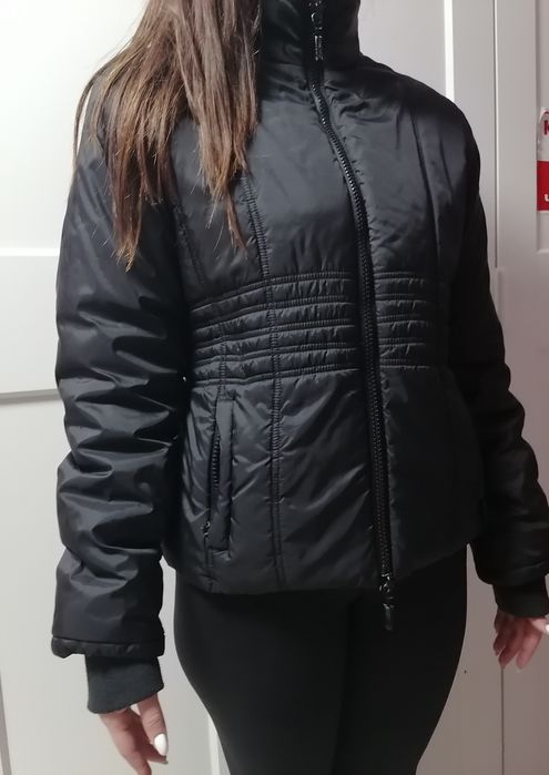 Дамско зимно яке, размер Л, 20 лв.