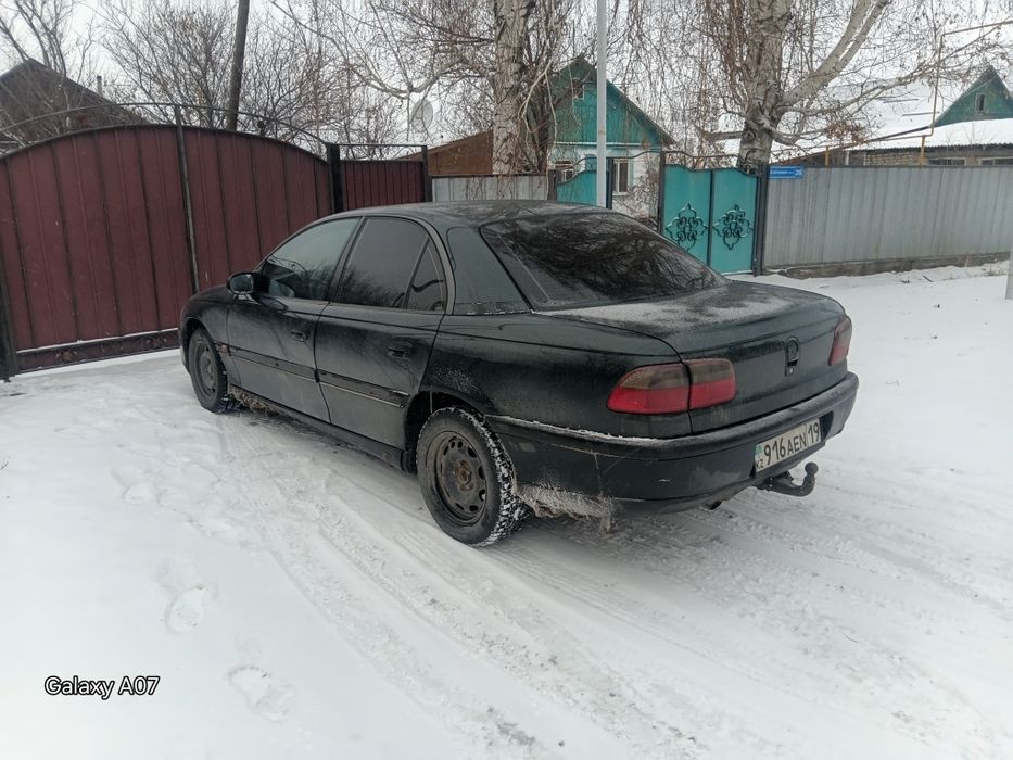 Опель омега на ходу