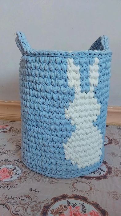 Òyinchoq soladigan korzina, qòl mehnati.