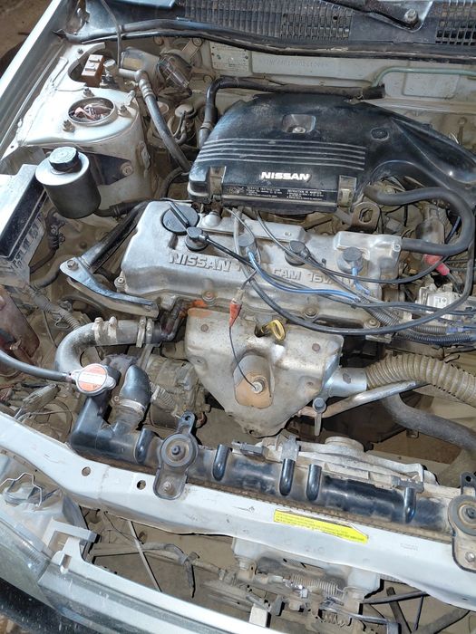 Продам  нисан  премьера  93 г