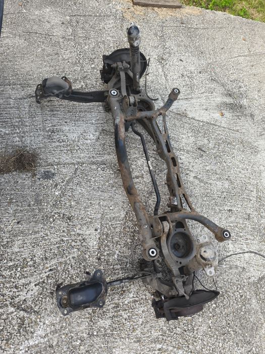 Punte spate completă Volkswagen Passat B6 berlină sau break 2005-2010